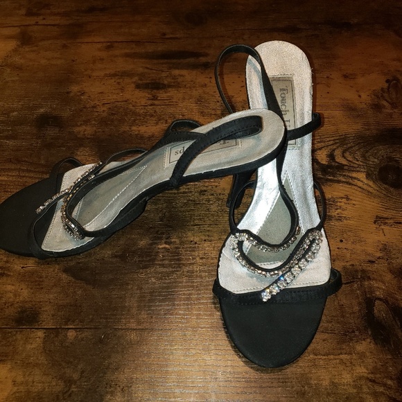 Heels - Picture 2 of 2